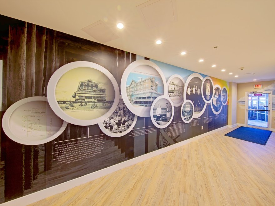 Commander Hotel & Suites