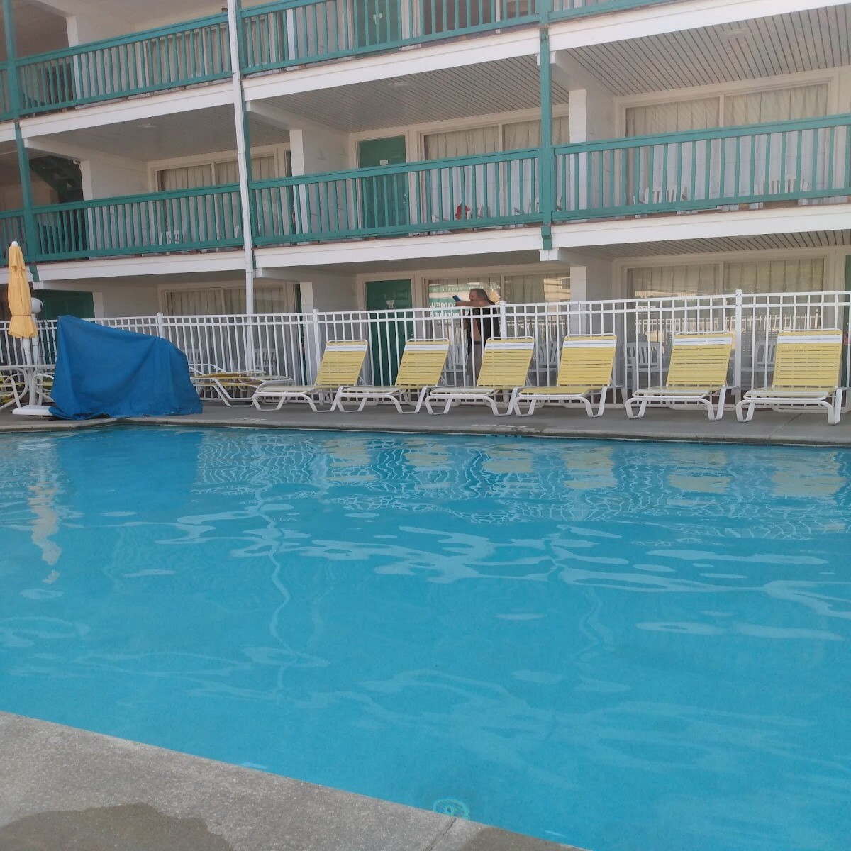 MOTEL Super 8 by Wyndham Lindenhurst, Lindenhurst (updated prices