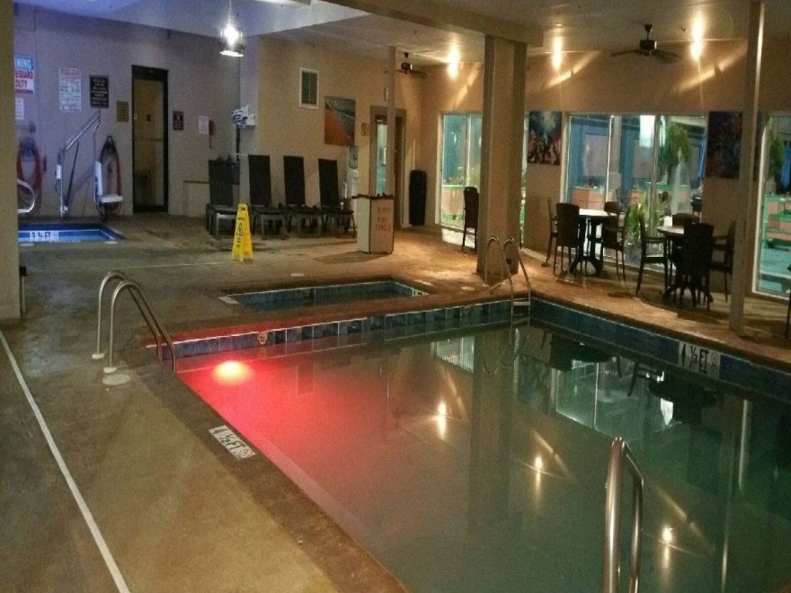 Flagship Oceanfront Hotel