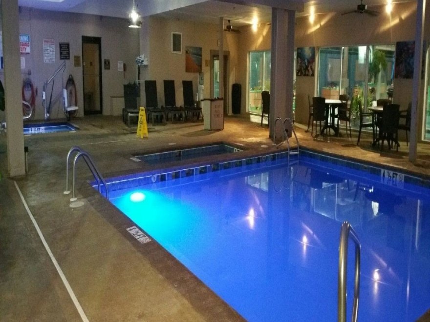 Flagship Oceanfront Hotel