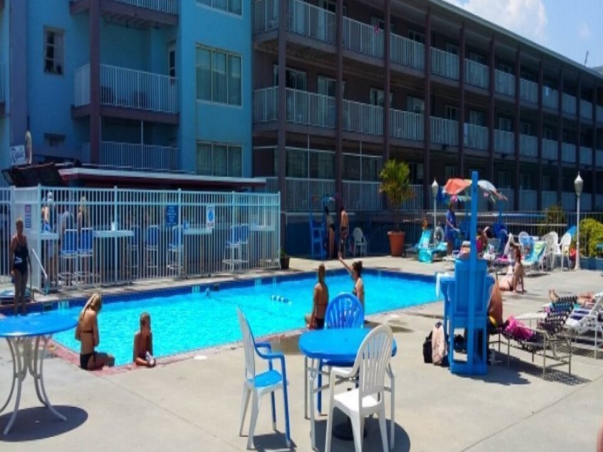 Flagship Oceanfront Hotel