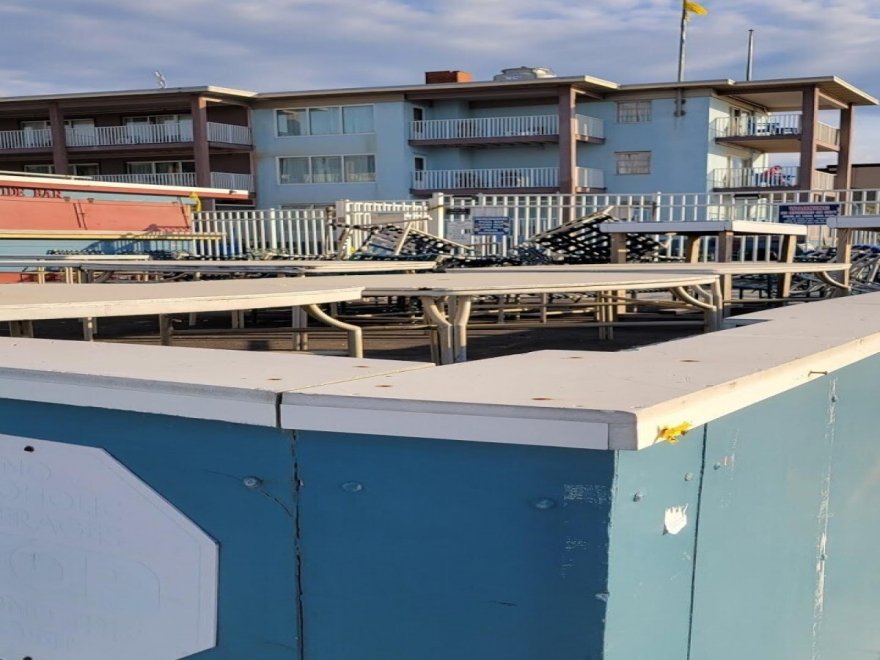 Flagship Oceanfront Hotel