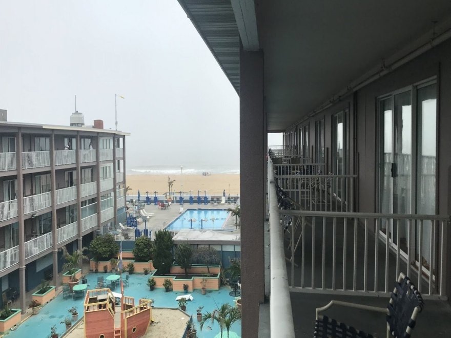 Flagship Oceanfront Hotel