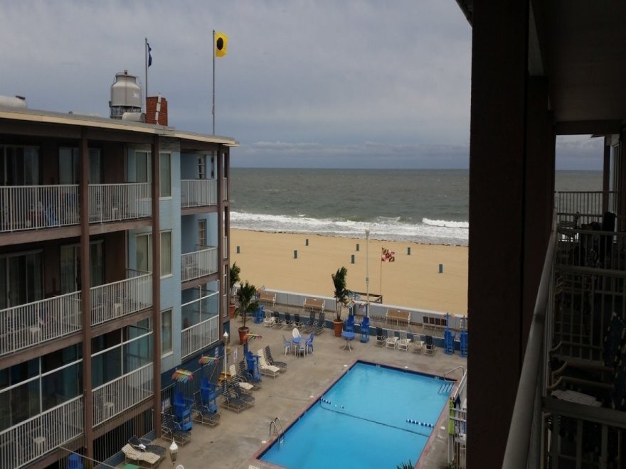 Flagship Oceanfront Hotel