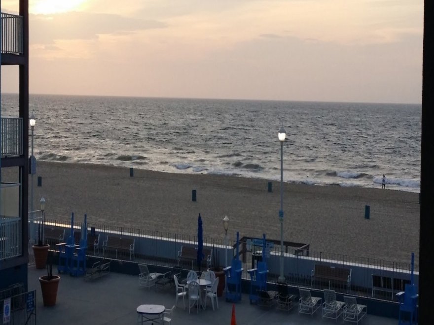 Flagship Oceanfront Hotel