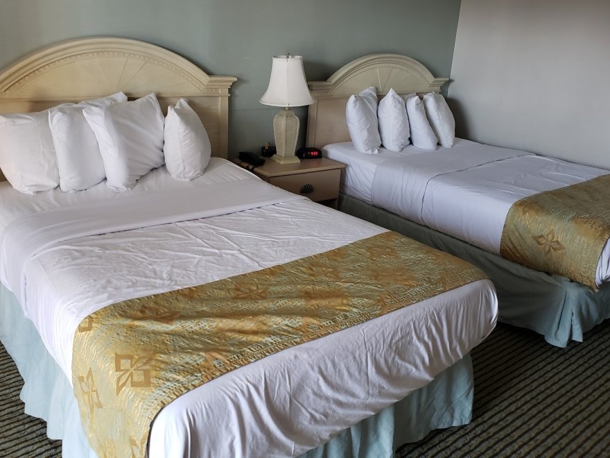 Flagship Oceanfront Hotel