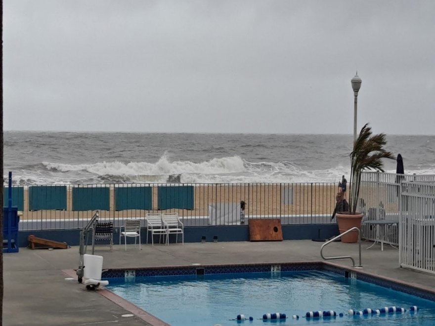 Flagship Oceanfront Hotel