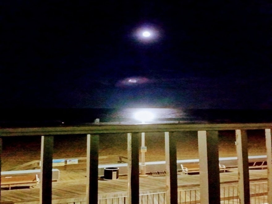 Flagship Oceanfront Hotel