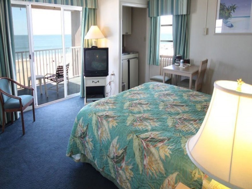 Flagship Oceanfront Hotel