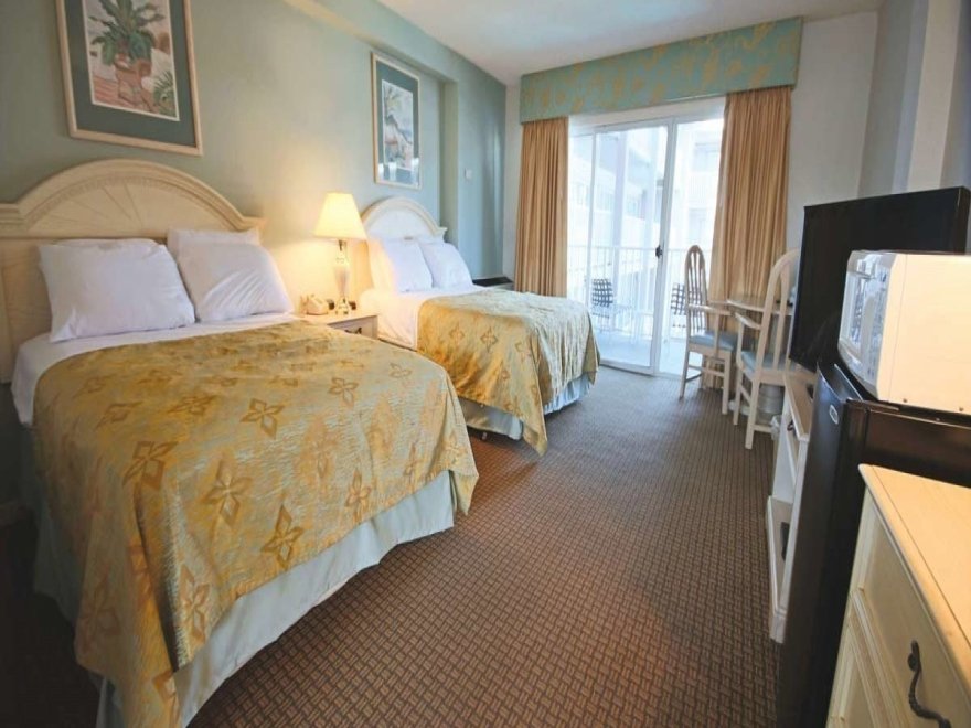 Flagship Oceanfront Hotel