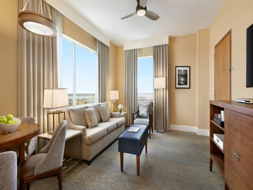 Hilton Ocean City Oceanfront Suites