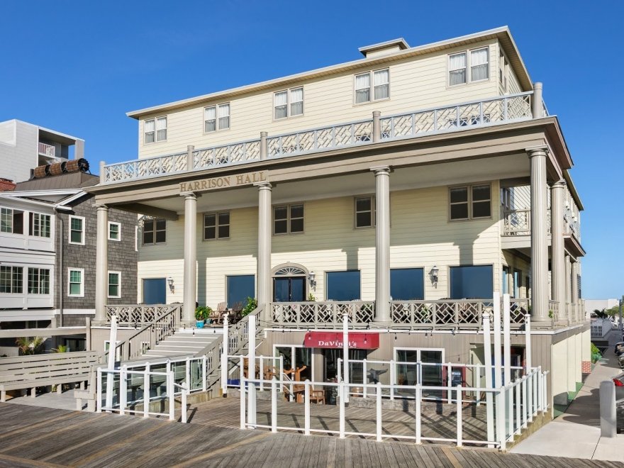 Harrison Hall Hotel
