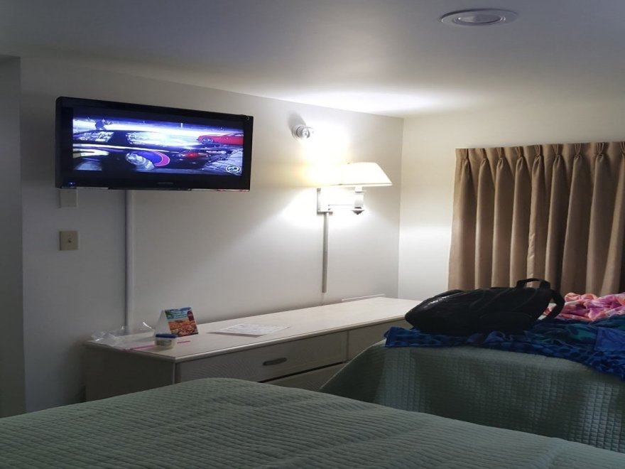 Crystal Sands Motel