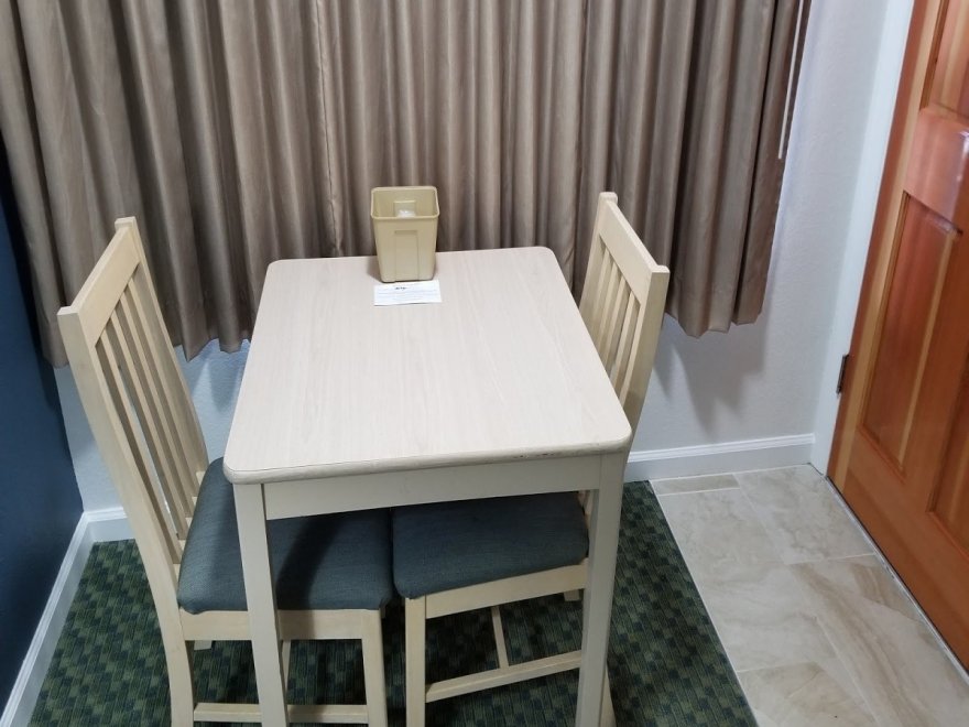 Crystal Sands Motel