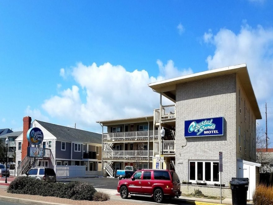 Crystal Sands Motel