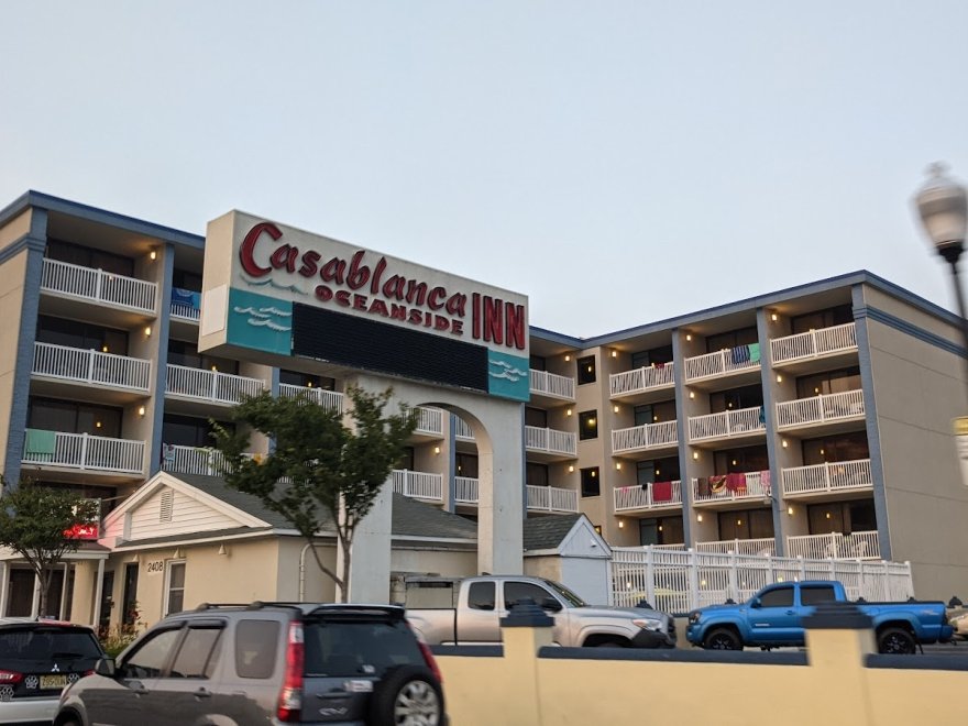 Casablanca Oceanside Inn