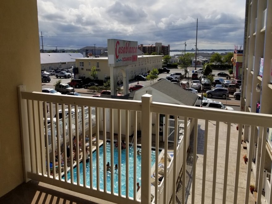 Casablanca Oceanside Inn