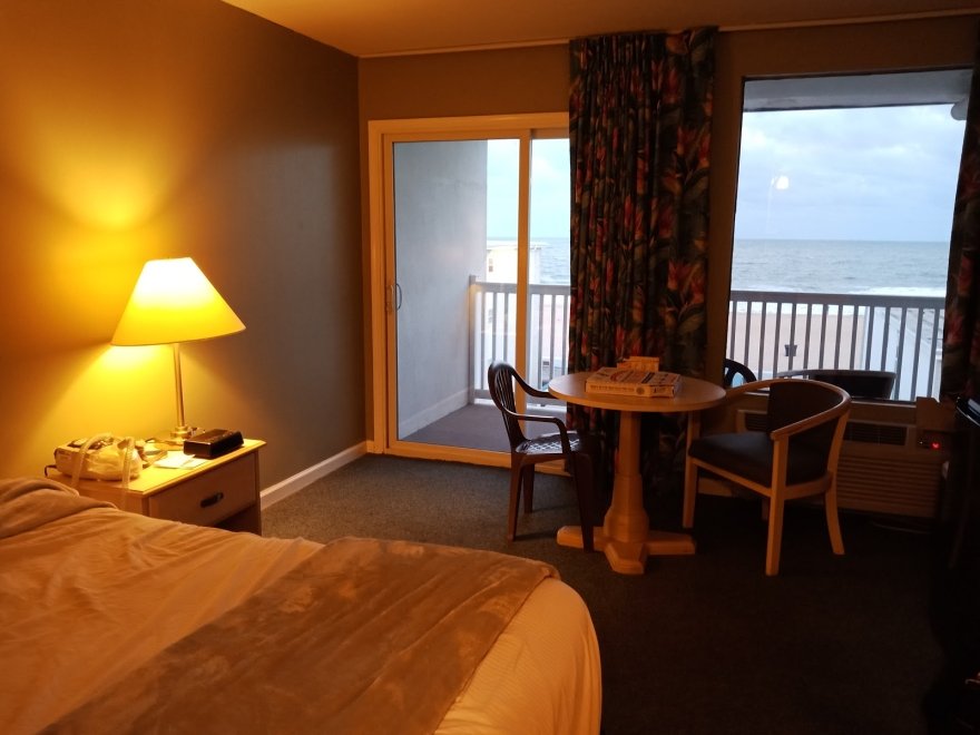 Casablanca Oceanside Inn