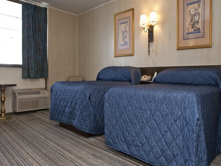 Rideau Motor Inn