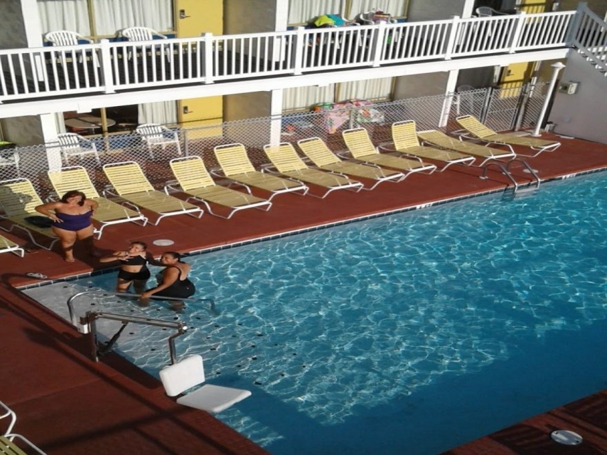 Empress Motel
