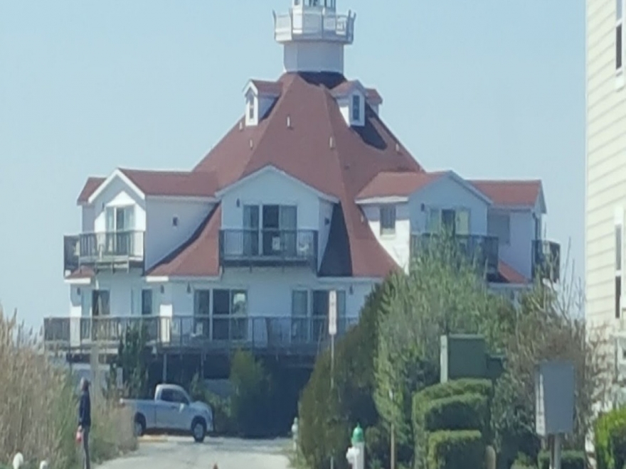 Lighthouse Club Hotel