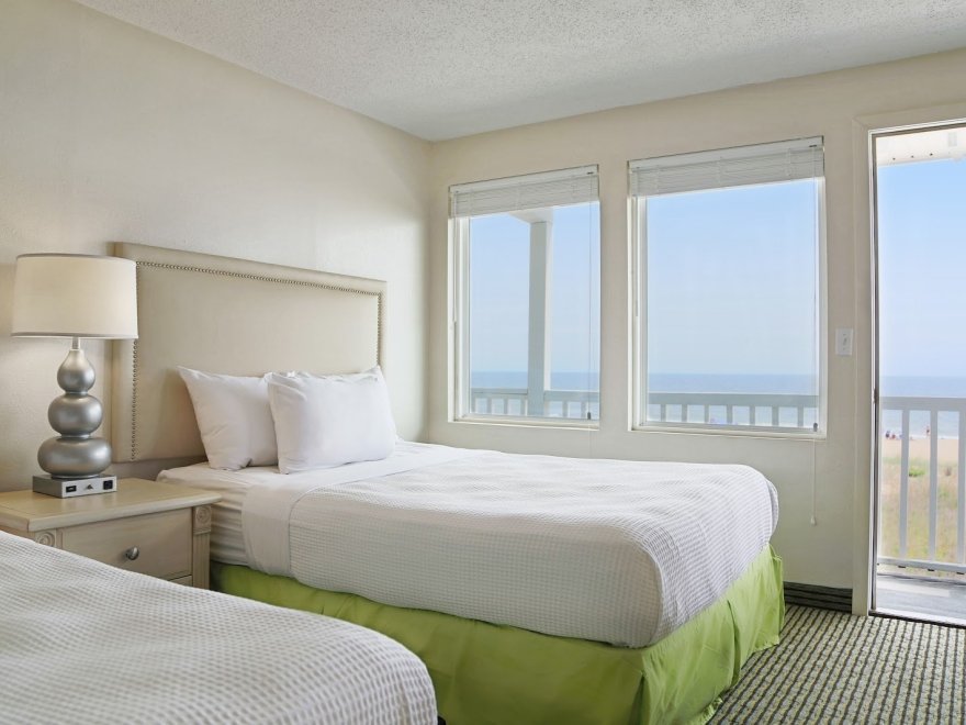 Seabonay Oceanfront Motel