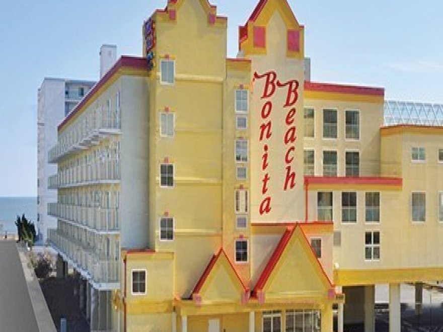 Bonita Beach