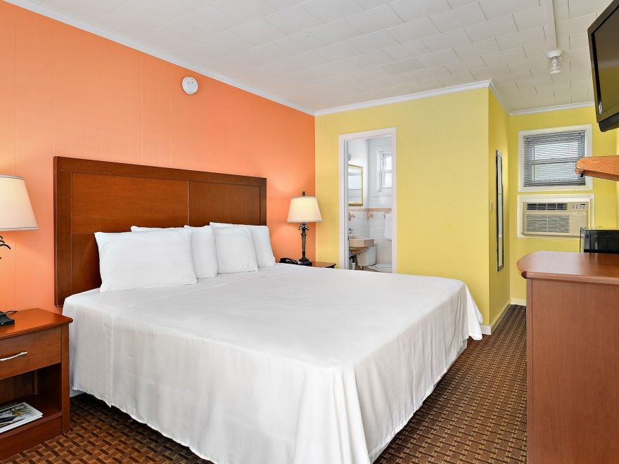 Madison Beach Motel
