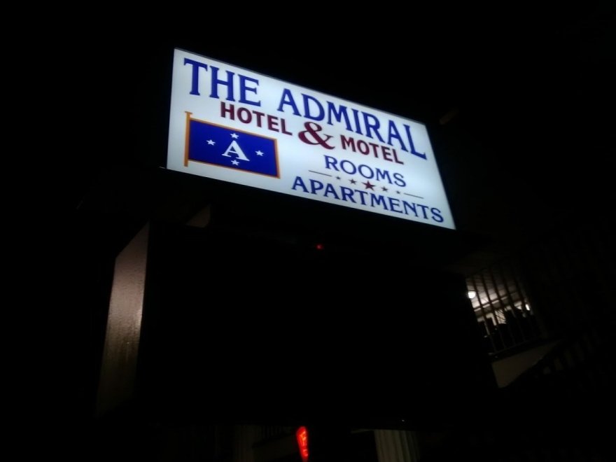 Admiral Hotel