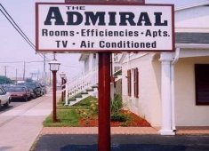 Admiral Hotel