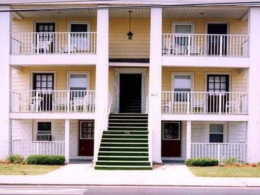Admiral Hotel
