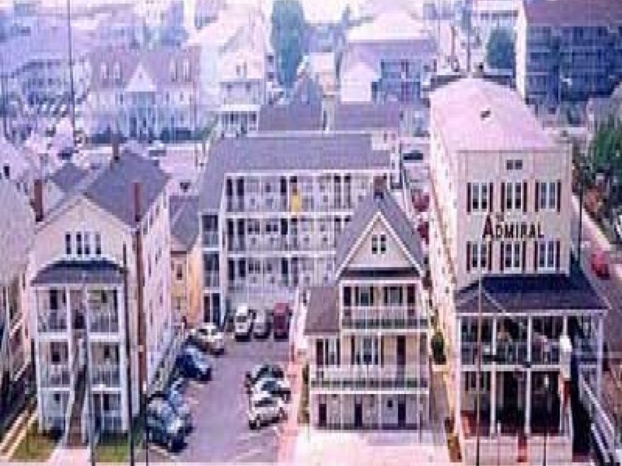 Admiral Hotel