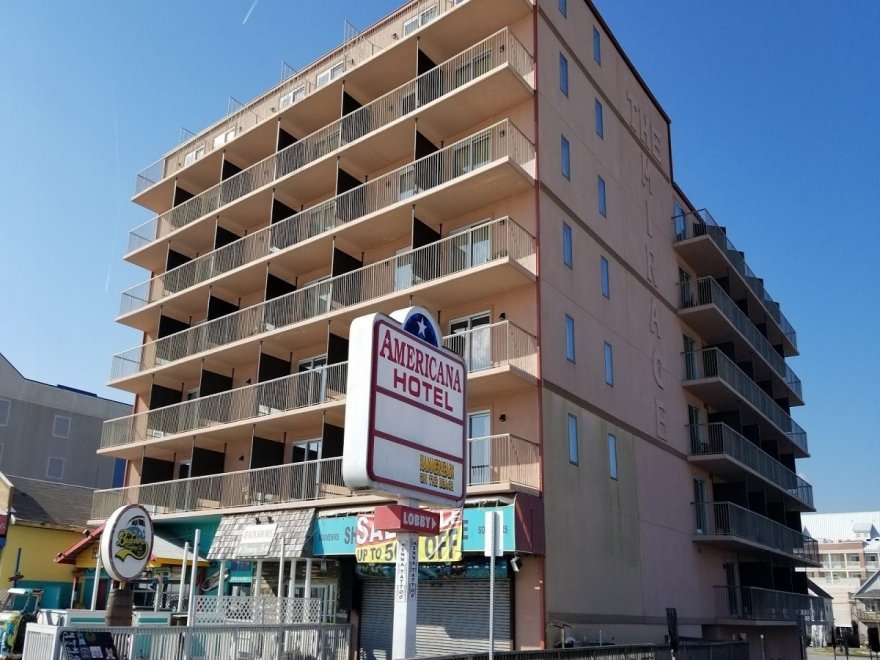 Americana Hotel Oceanfront