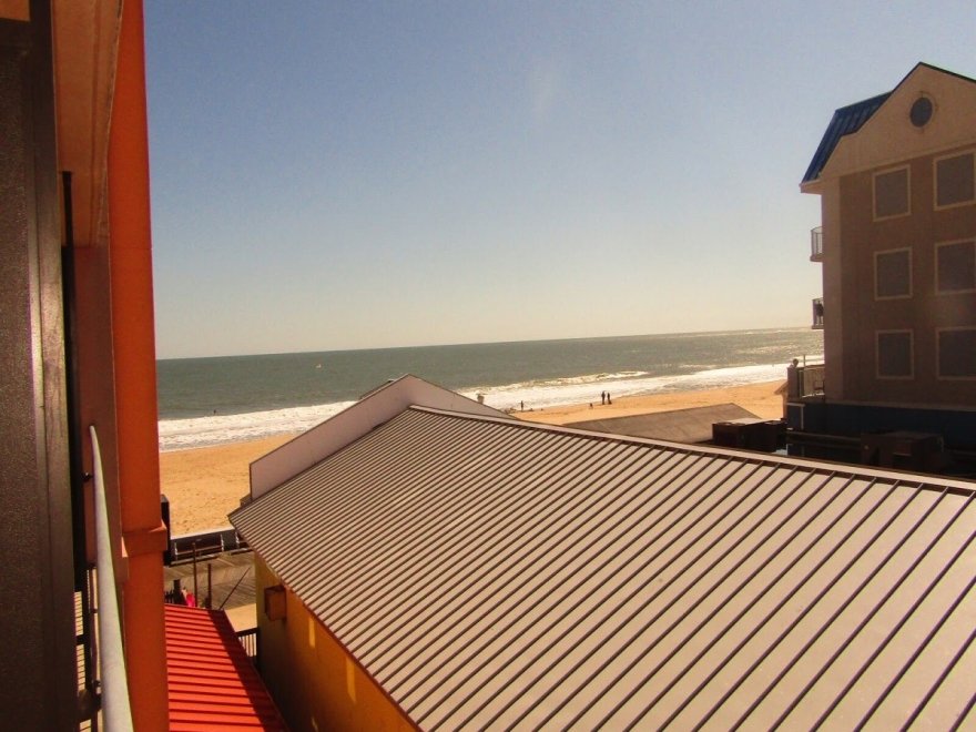 Americana Hotel Oceanfront