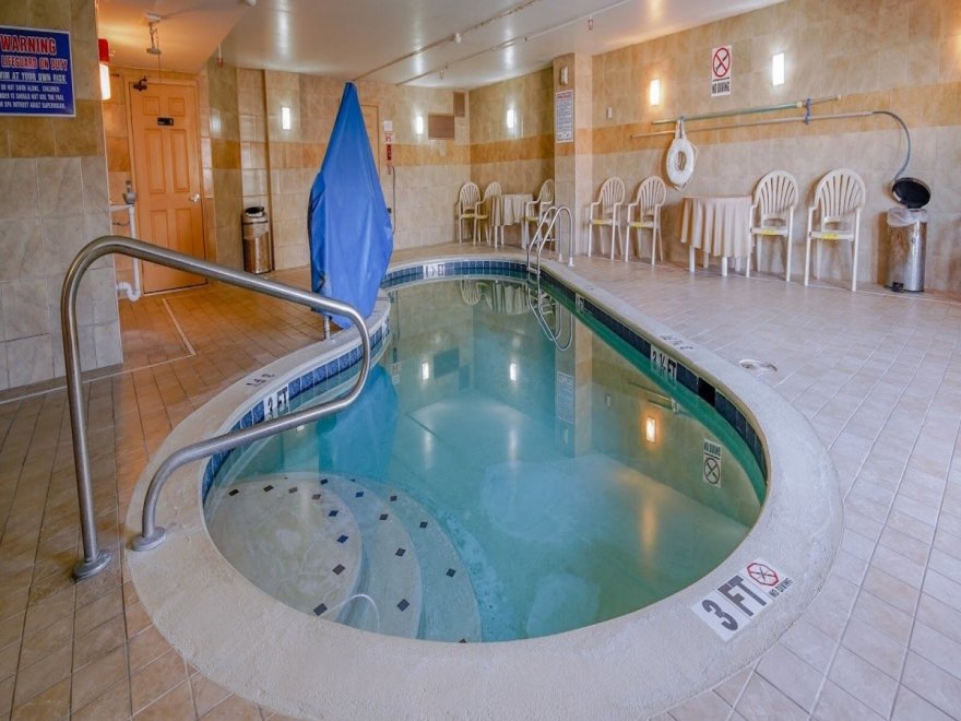 Americana Hotel Oceanfront