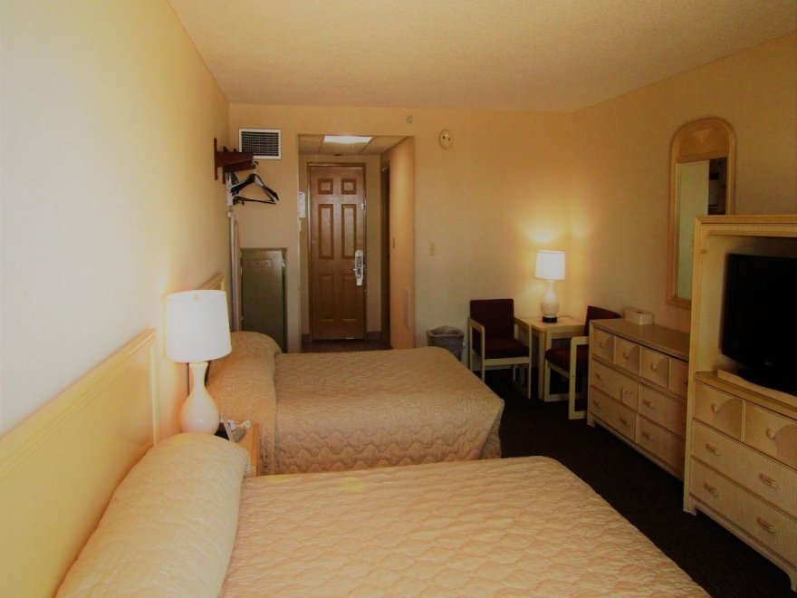 Americana Hotel Oceanfront