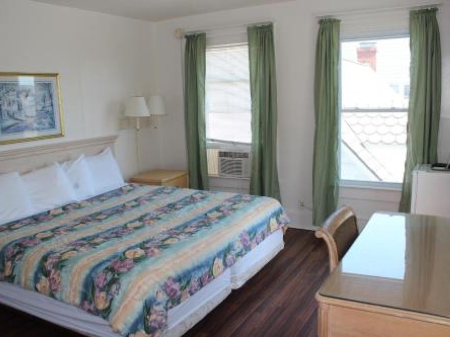 Surf Villa Hotel