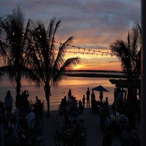 Macky's Bayside Bar & Grill