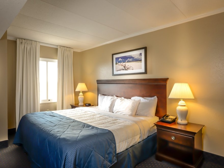 Marigot Beach Suites