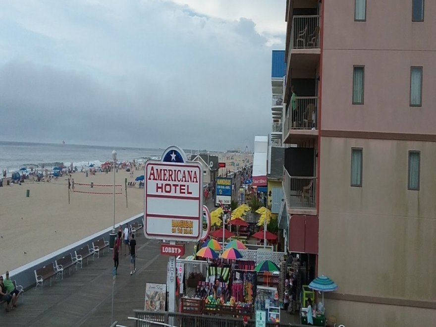 Beach Walk Hotel