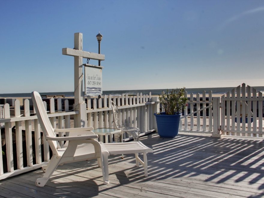 Beach Walk Hotel