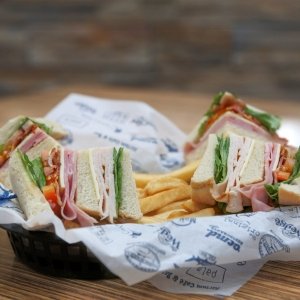 Atrium Cafe & Bar