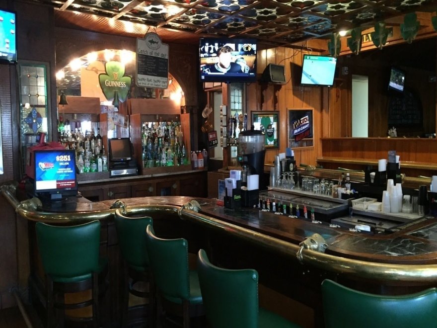 Finnigan's Irish Pub & Eatery