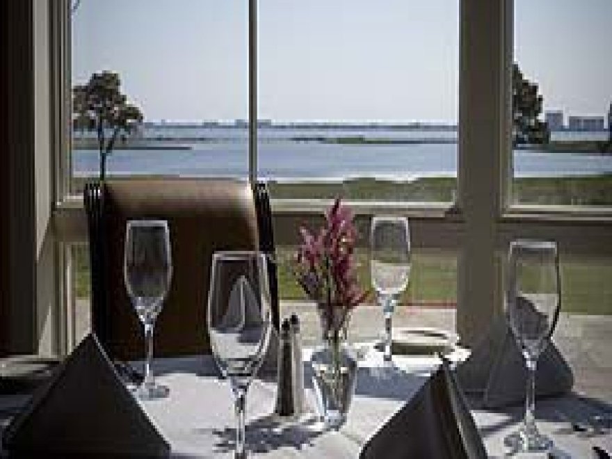 Lighthouse Sound Restaurant