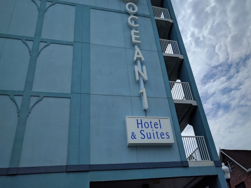 Ocean 1 Hotel & Suites