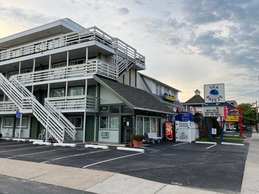 Sea Breeze Inn