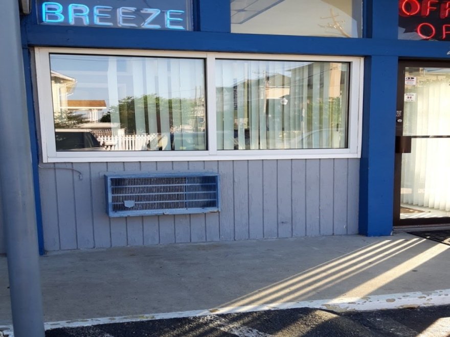 Sea Breeze Inn