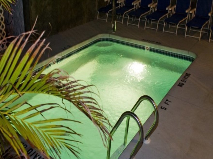 Sea Breeze Inn