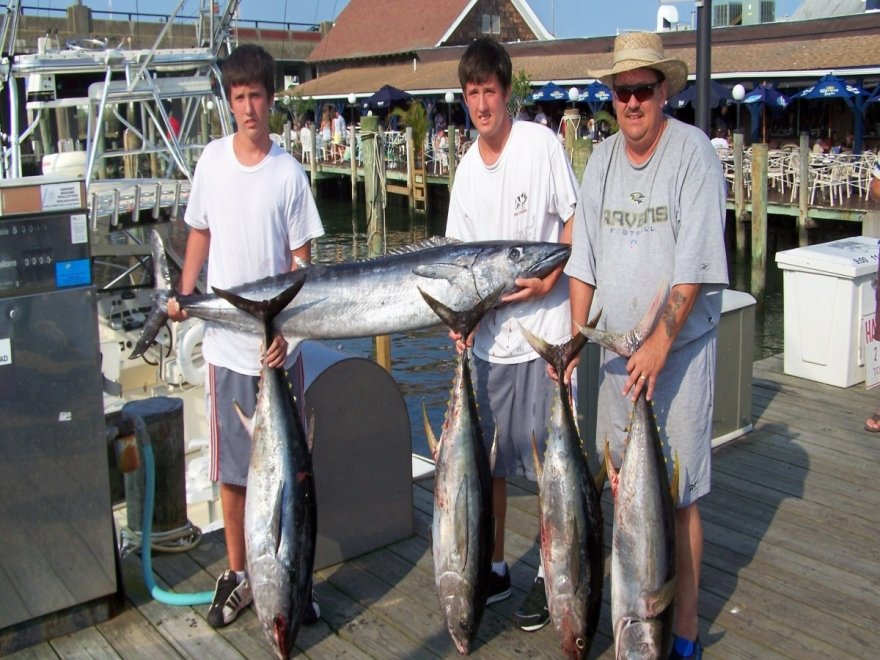 Happy Hooker Bay Fishing