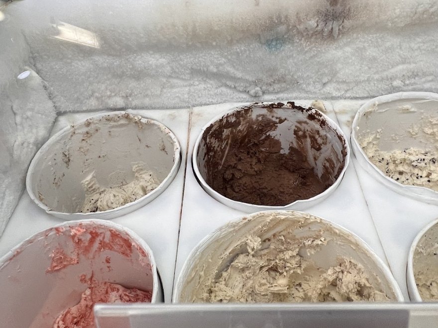 Justine's Ice Cream Parlour